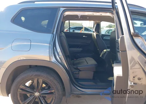 2023 Volkswagen Atlas 3.6L V6 Sel R-Line Black from USA, damaged, VIN 1V2SR2CA3PC536463